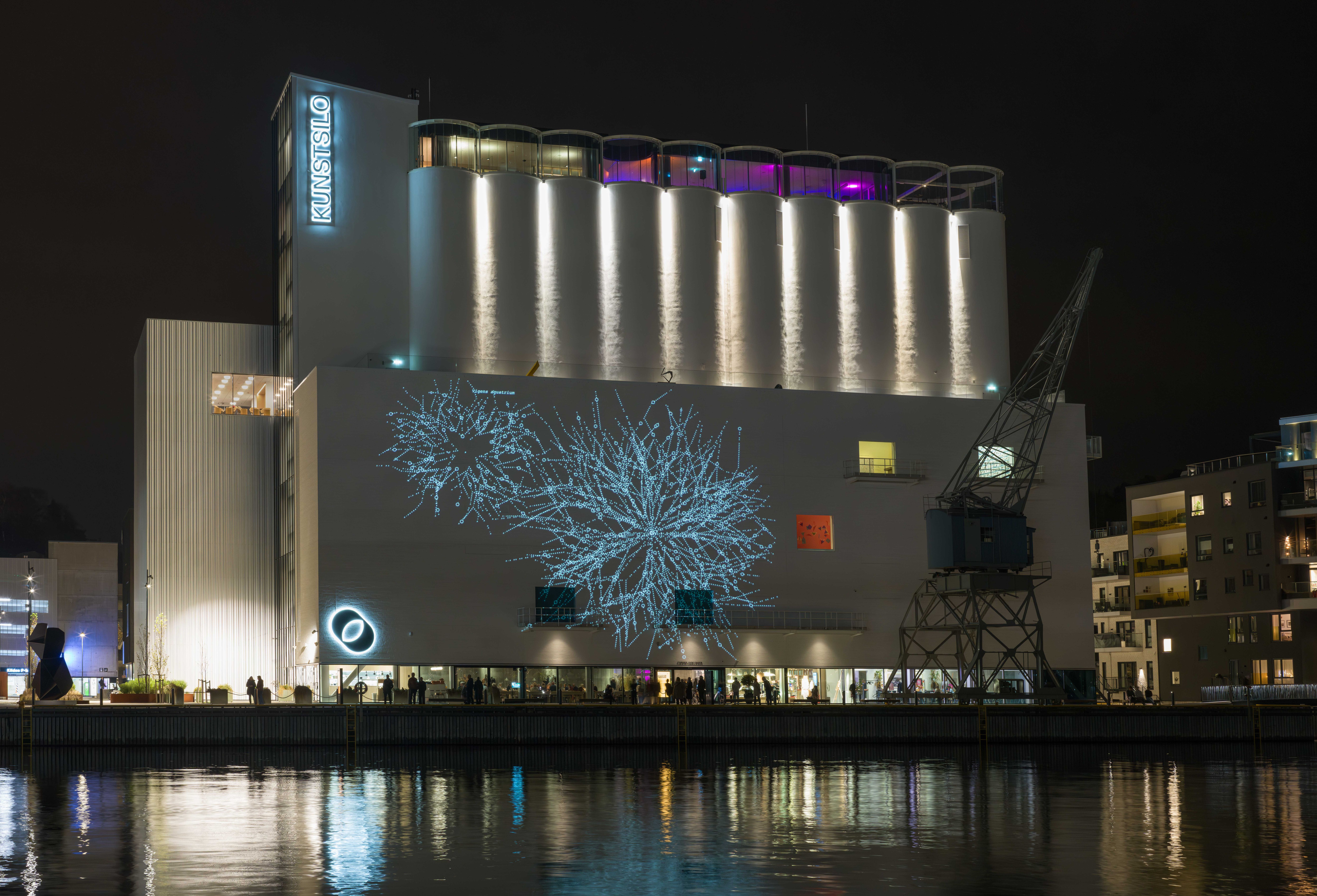 Kunstsilo building with the artwork Growing by lab212