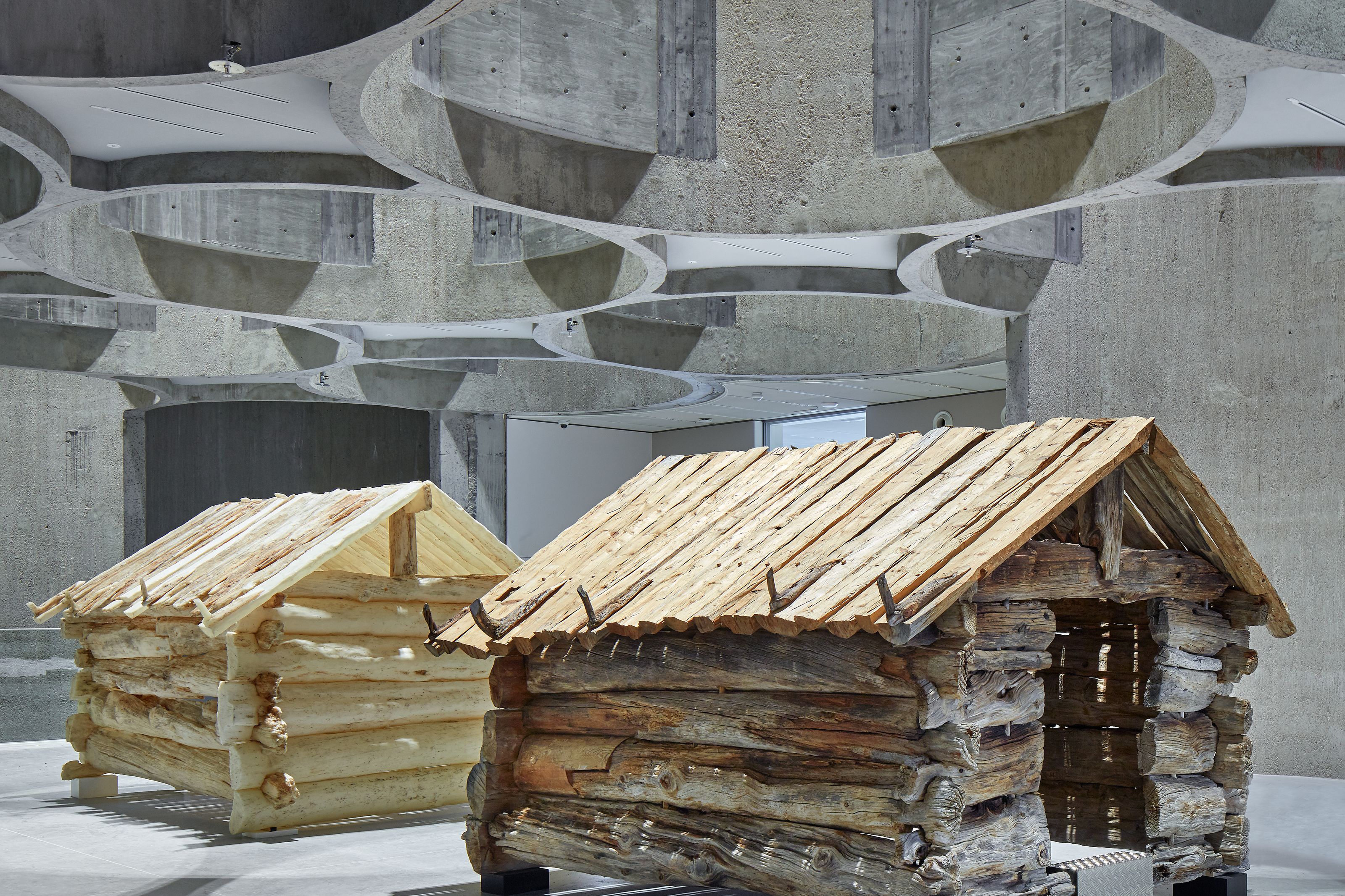 Gjerdeløa i utstillingsrom