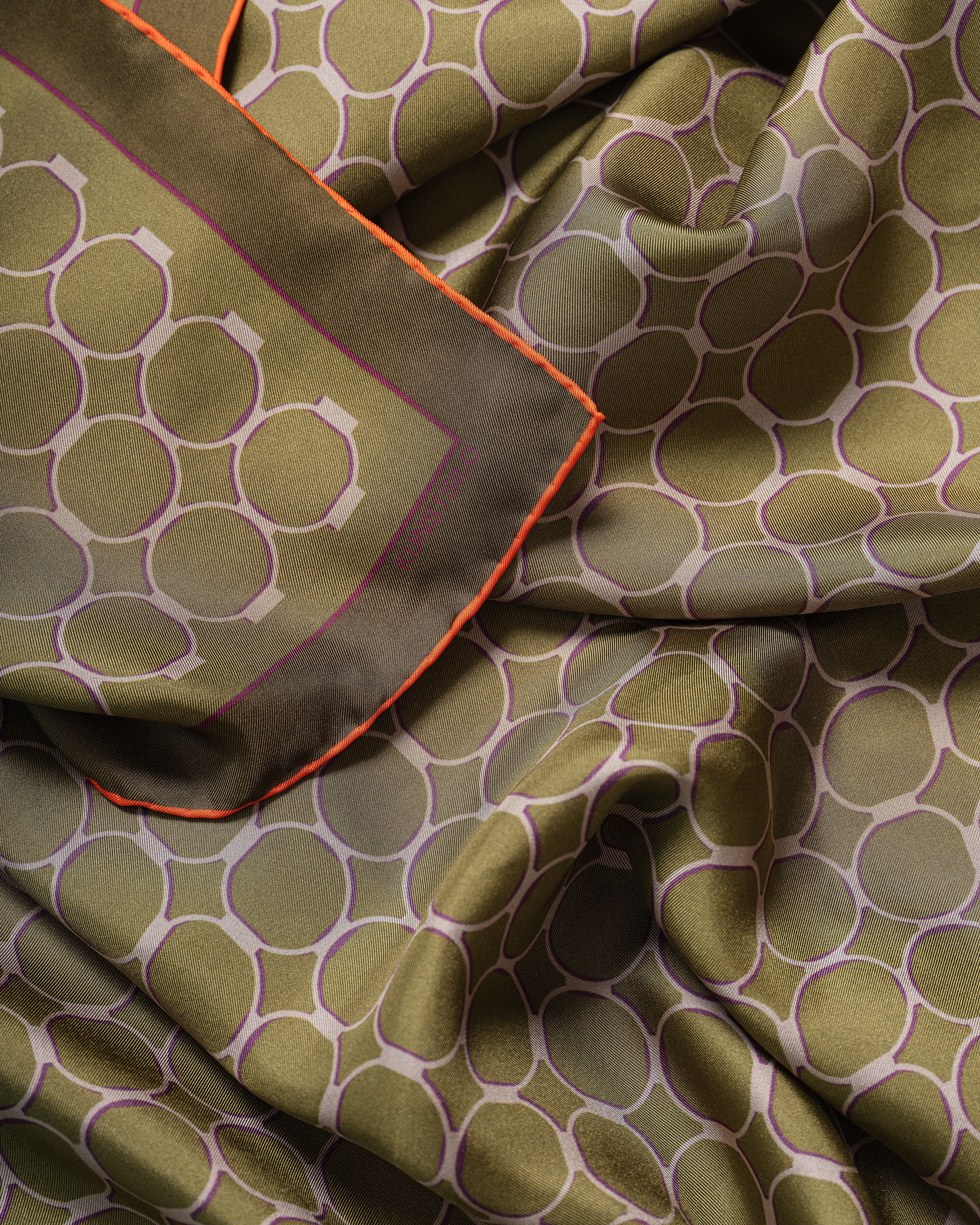 kunstsilo monogram scraf in green